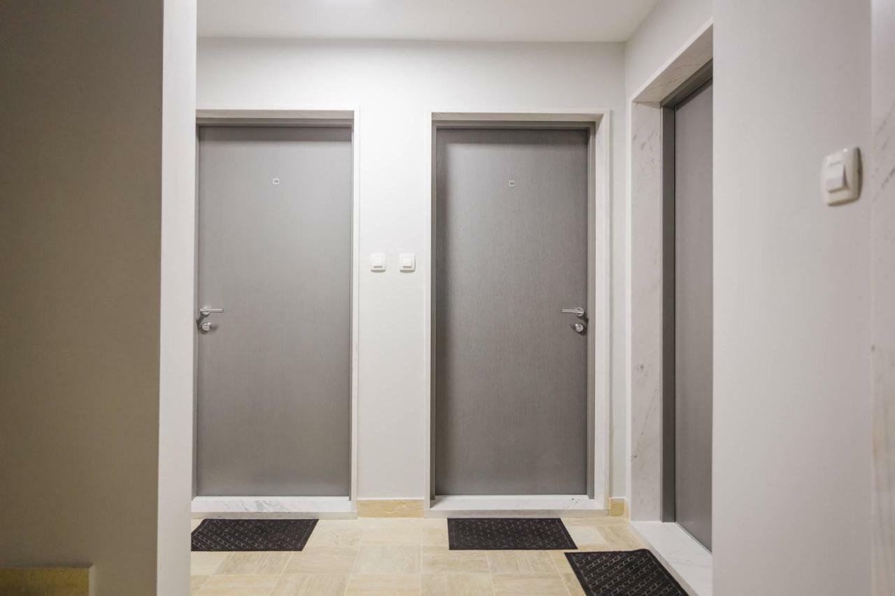בודווה Blue Marlin Apartments מראה חיצוני תמונה