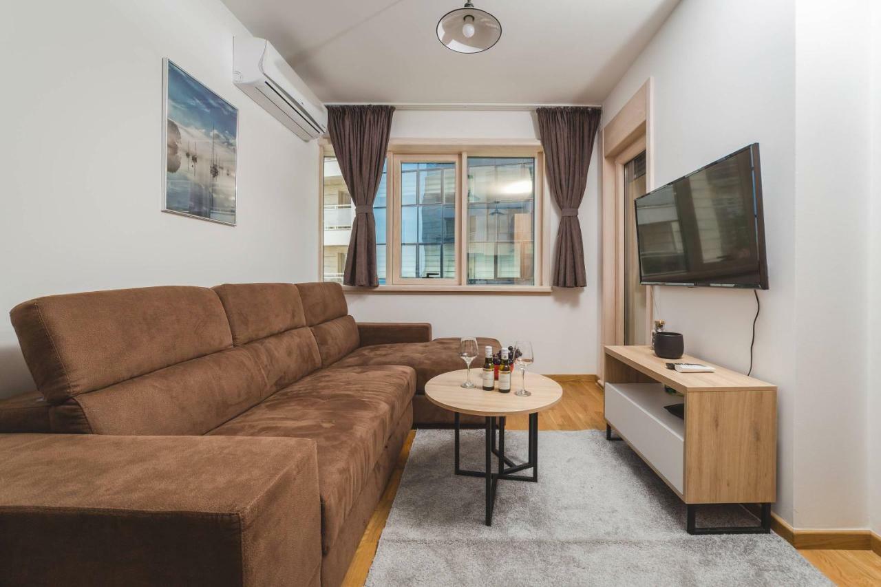בודווה Blue Marlin Apartments מראה חיצוני תמונה